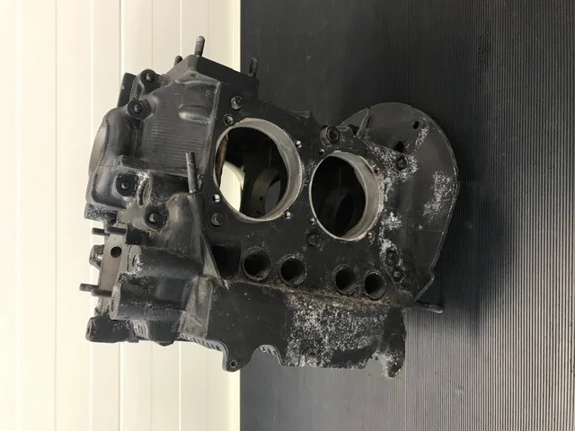 Motorblock före vattenpolering